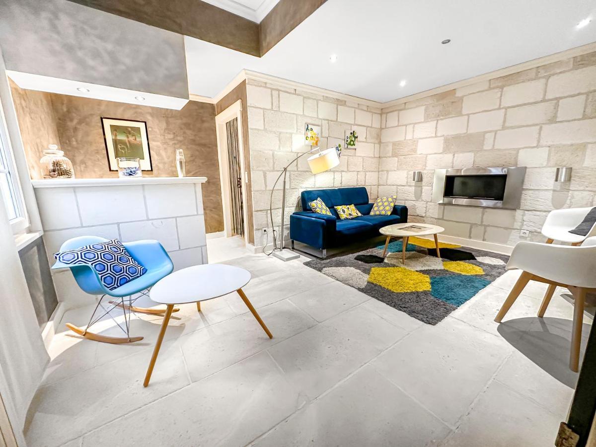 Ferienwohnung Les Portes Du Chateau Beaucairois Beaucaire  Exterior foto