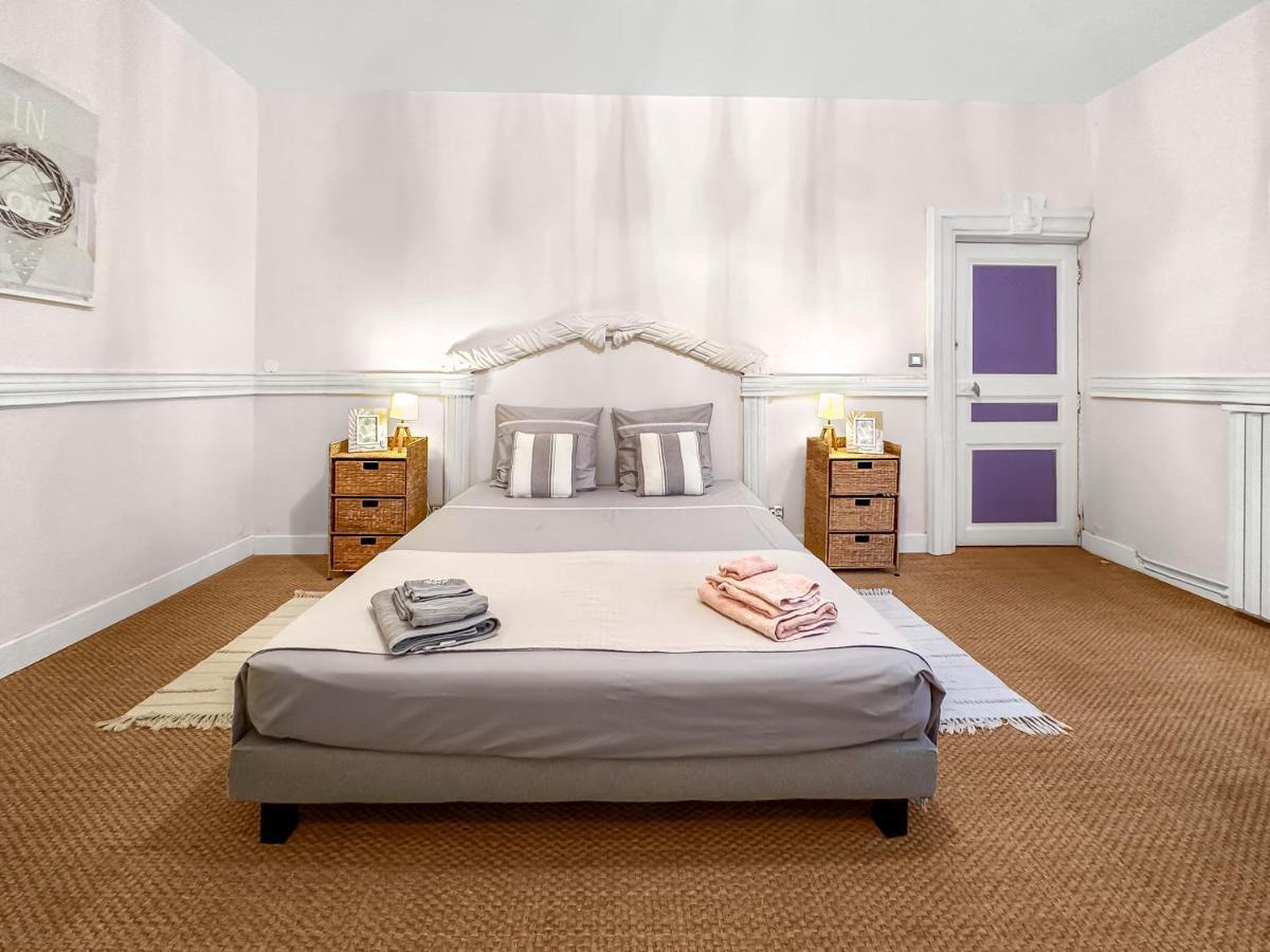 Ferienwohnung Les Portes Du Chateau Beaucairois Beaucaire  Exterior foto